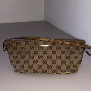 GUCCI GG Canvas Boat Pochette